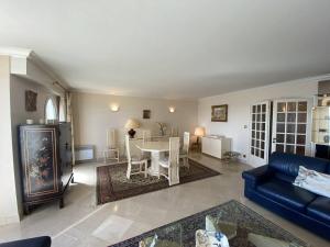 Quiberon - Appartement de 90m², balcon sud, parking privé - FR-1-478-4