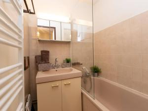 Appartement T2 pour 4 pers. à Saint-Lary Soulan, prox. centre et téléphérique, balcon, navette gratuite - FR-1-296-281