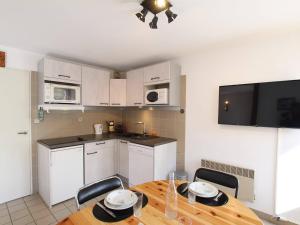 Appartements 2 pieces, parking, balcon sud, proche telecabine - Briancon - FR-1-330C-66 : photos des chambres