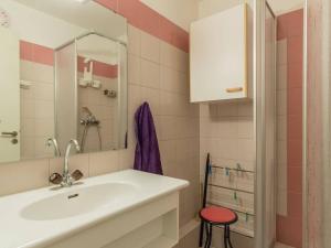 Appartements 2 pieces, parking, balcon sud, proche telecabine - Briancon - FR-1-330C-66 : photos des chambres