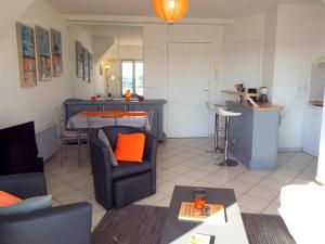 Appartements Appartement La Trinite-sur-Mer, 2 pieces, 4 personnes - FR-1-477-78 : photos des chambres