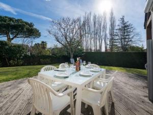 Maison à Carnac, proche plage, jardin clos, 3 pièces, 4 pers, Wifi, parking, petit animal accepté - FR-1-477-154