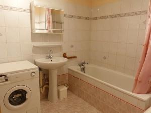 Appartement 6 pers. au pied des pistes, balcon sud, parking, ski, randonnées - Arêches, 2 étoiles - FR-1-342-190