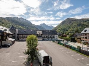 Appartements Appartement Saint-Lary-Soulan, 4 pieces, 8 personnes - FR-1-296-286 : photos des chambres