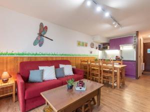 Appartements Appartement duplex Saint-Lary 6 pers, 2 ch, mezzanine, balcon - FR-1-296-302 : photos des chambres