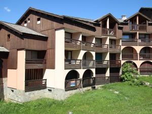 Appartements Appartement Montgenevre, 2 pieces, 4 personnes - FR-1-330D-91 : photos des chambres