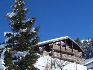Studio cabine ensoleillé avec balcon à 1450m - FR-1-505-19