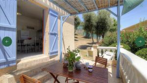 Maisons de vacances L'AMANDIER -LE FIGUIER-LES LAURIERS ROSES : photos des chambres