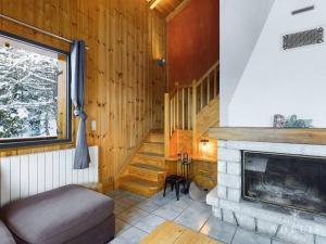 Superbe Duplex Savoyard pour 13 pers. avec Cheminée et Balcons, à 300m des Pistes - FR-1-398-616