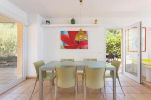 Luxury Villa in front of the beach POPETA