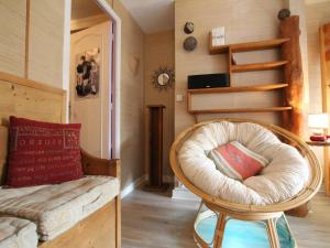 Appartements Grand studio 4 pers avec balcon au coeur de Briancon - FR-1-330C-3 : photos des chambres