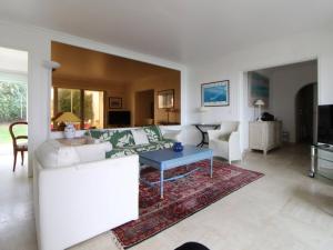 Appartement spacieux 95m2 au pied de la plage avec jardin et parking - FR-1-494-70