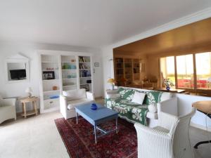 Appartement spacieux 95m2 au pied de la plage avec jardin et parking - FR-1-494-70