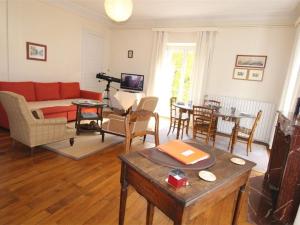 Appartements Grand T2 Ensoleille a Luchon, Face aux Thermes, pour 4 Pers., Proche Telecabine - FR-1-313-165 : photos des chambres