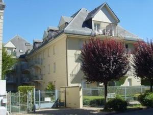 Appartement T3 Sud avec Balcon et Parking à Bagnères-de-Luchon - 4 pers. - FR-1-313-178