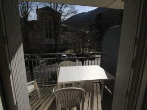 Appartement T3 Sud avec Balcon et Parking à Bagnères-de-Luchon - 4 pers. - FR-1-313-178