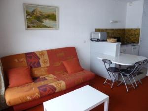 Appartements Studio cosy pour 4 personnes avec balcon proche des pistes - FR-1-602-12 : photos des chambres
