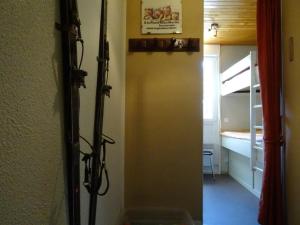 Studio 6 pers avec casier à skis, proche pistes - FR-1-602-57