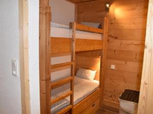 Appartement cosy avec balcon et parking à Montgenèvre - FR-1-266-150