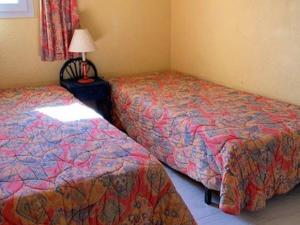 Villa climatisée pour 6 avec piscine et parking proche plage - FR-1-607-42