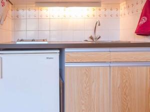 Studio cosy avec balcon sud, 3 couchages, Montgenèvre, skis aux pieds, Wifi et ménage inclus - FR-1-330D-14