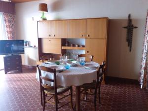 Appartement spacieux 1er étage avec balcon, vue mer, double garage à Saint-Gilles-Croix-de-Vie - FR-1-224-775