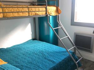 Appartement 2 pièces climatisé, parking privé, proche plage - FR-1-81-535