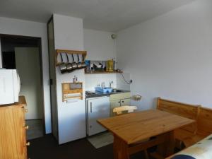 Appartements Appartement Le Pleynet, 1 piece, 4 personnes - FR-1-557A-33 : photos des chambres