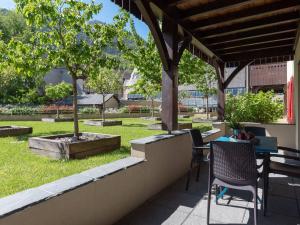 Superbe appartement pour 6 avec terrasse, jardin privé, Wi-Fi gratuit et parkings - Saint-Lary Centre - FR-1-296-320