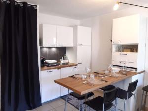 Appartements Studio Saint-Lary-Soulan, 1 piece, 4 personnes - FR-1-457-298 : photos des chambres