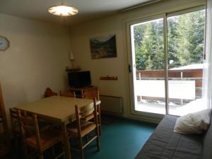 Appartement cosy 2 pièces cabine avec balcon, proche pistes, Le Pleynet - FR-1-557A-31