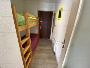 Studio cabine 4 pers, proche pistes, balcon, ascenseur, centre - FR-1-295-181