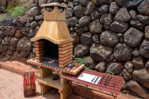 CASA ALBA, casa rural con piscina-spa climatizada hasta 34º gratuito y vistas al mar