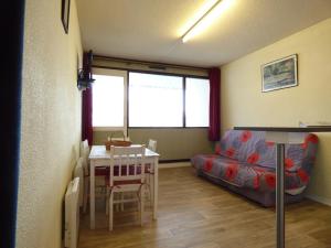 Studio cosy 4 pers. accès direct pistes à Arette - FR-1-602-45