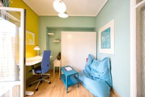 Startuppers Pad in real Athenian neighbourhood