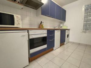 Appartements Appartement Saint-Martin-de-Re, 3 pieces, 4 personnes - FR-1-246C-21 : photos des chambres