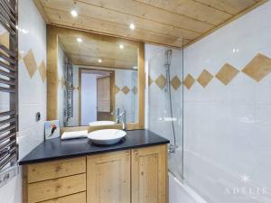 Appartement 3 pièces avec parking et WIFI à 200m des remontées - FR-1-398-638