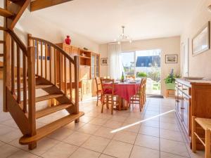 Maison spacieuse à Carnac - 8 pers, jardin clos, proche plage, Wifi, garage, petit animal accepté - FR-1-477-50