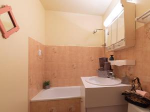 Maisons de vacances Doux Duplex a 6 dans Saint-Lary-Soulan - FR-1-296-291 : photos des chambres
