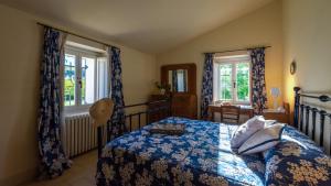 LA CASA NEI VIGNETI 10, Emma Villas