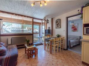 Appartement 4 pers à Saint-Lary Village, proche commerces et téléphérique - FR-1-296-307