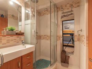 Appartements Appartement T2 avec balcon, parking et navette gratuite, au coeur de Saint-Lary-Soulan pour 4 personnes - FR-1-296-307 : photos des chambres