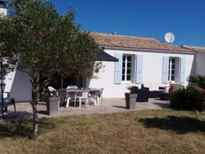 Maisons de vacances Maison Saint-Denis-d'Oleron, 4 pieces, 10 personnes - FR-1-246A-58 : photos des chambres