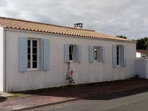 Maisons de vacances Maison Saint-Denis-d'Oleron, 4 pieces, 10 personnes - FR-1-246A-58 : photos des chambres