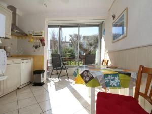 Appartement T1 avec cuisine équipée et parking, proche thermes et commerces à Balaruc-les-Bains - FR-1-553-129