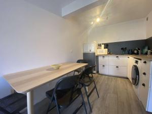 Sainte-Maxime, Apt 2 pièces avec piscine, terrasse, parking privé, proche plage et commerces - FR-1-226-487