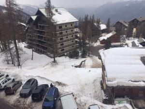 Studio coin montagne à Risoul 1850 - FR-1-330-541