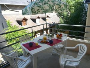 Appartements Luchon: Appartement 2 chambres proche thermes, balcon, parking, WiFi - Animaux <10kg acceptes - FR-1-313-186 : photos des chambres