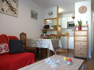 Appartements Luchon: Appartement 2 chambres proche thermes, balcon, parking, WiFi - Animaux <10kg acceptes - FR-1-313-186 : photos des chambres