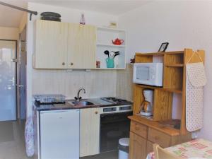 Appartements Studio calme pour 4 pers. a Risoul, proche pistes, animaux admis, parking gratuit - FR-1-330-512 : photos des chambres